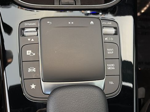 Certified 2022 Mercedes-Benz A 220 4MATIC image 23