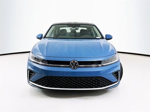 New 2026 Volkswagen Jetta SE image 5