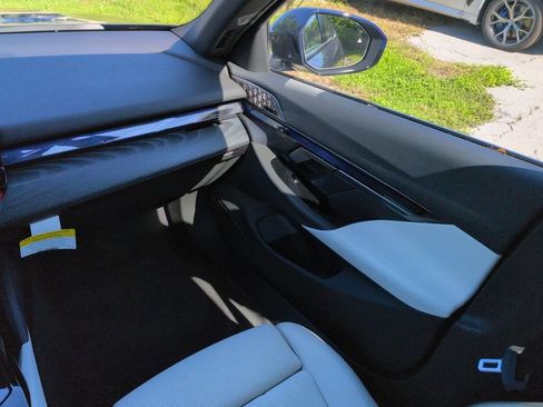 New 2027 BMW 530i xDrive w/ M Sport Package AWD/4WD image 16