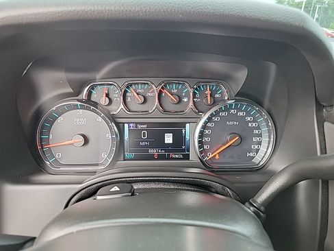 Used 2020 GMC Yukon SLT w/ Premium Edition RWD image 28