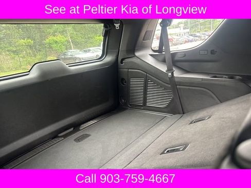Used 2022 Chevrolet Tahoe RST w/ Sport Performance Package RWD image 13