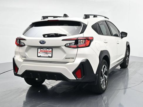 Used 2024 Subaru Crosstrek 2.0i Premium AWD/4WD image 6