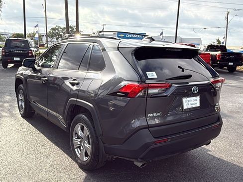 Used 2024 Toyota RAV4 XLE AWD/4WD image 6