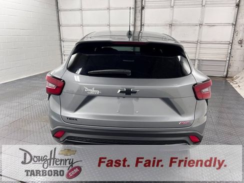 New 2026 Chevrolet Trax RS w/ Sunroof Package image 7