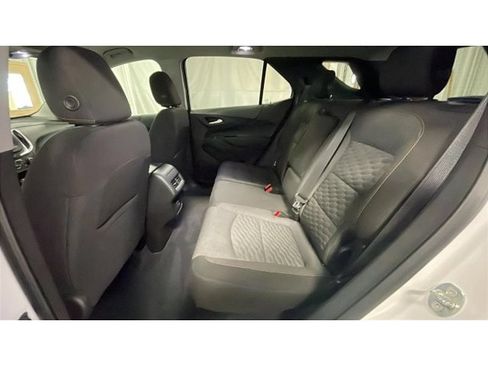 Used 2020 Chevrolet Equinox LT AWD/4WD image 15