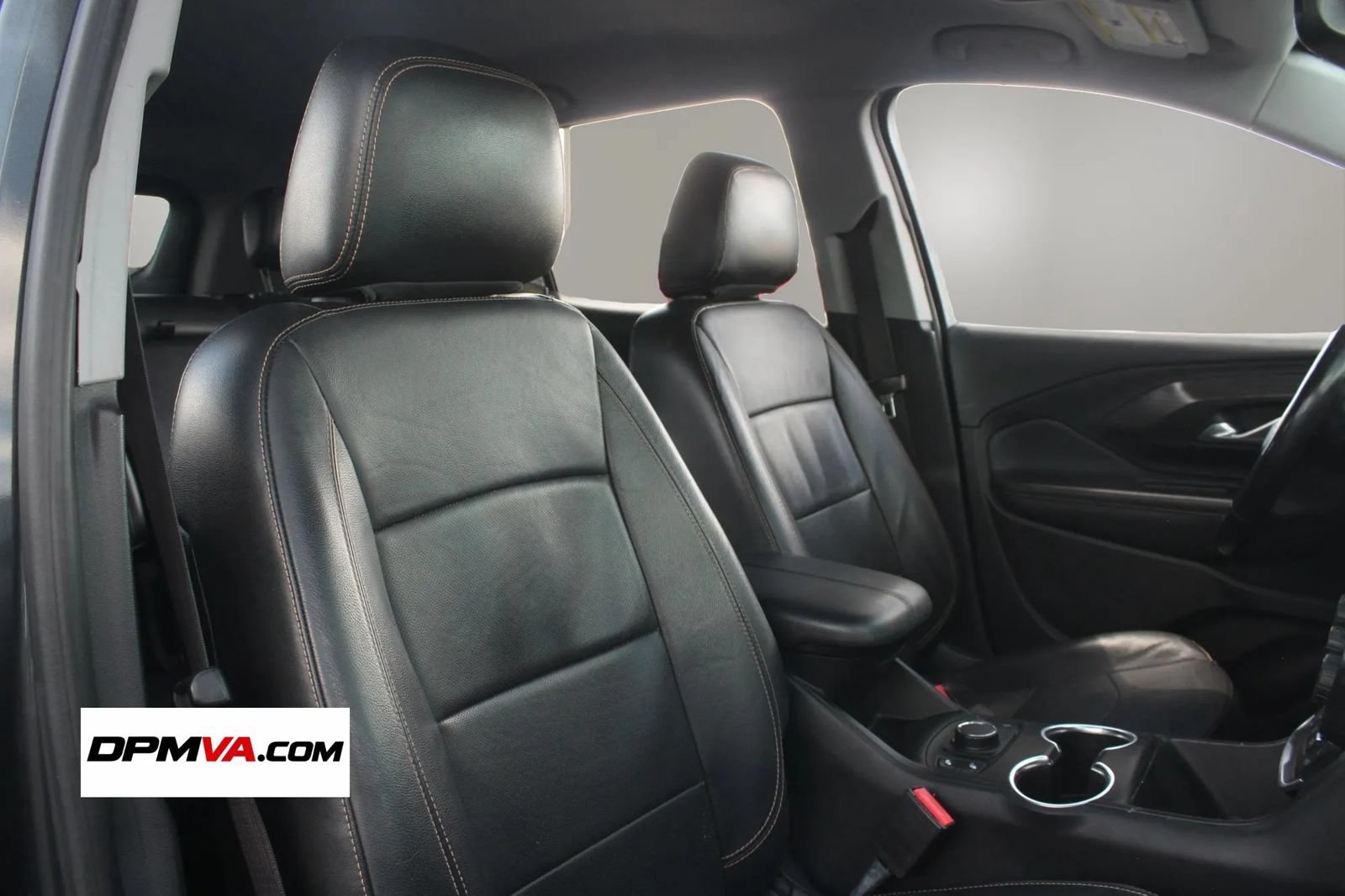 Used 2020 GMC Terrain SLT FWD image 25