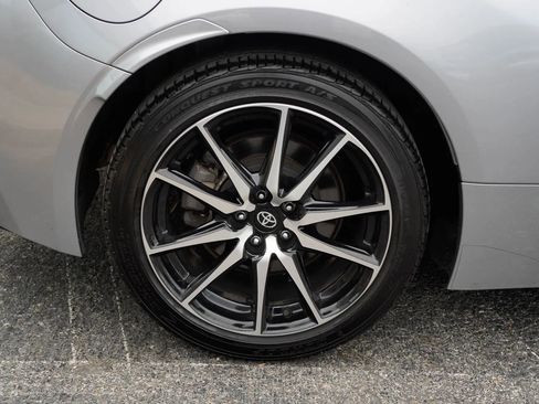 Used 2024 Toyota GR86 RWD image 11