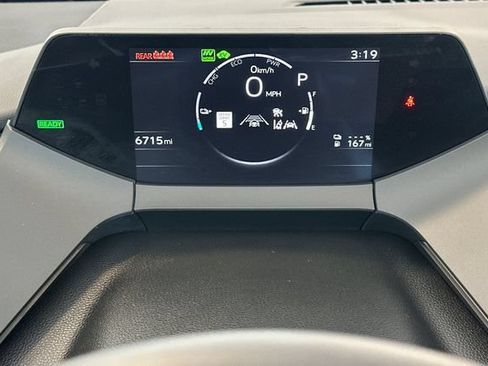 Used 2025 Toyota Prius Plug-In Hybrid FWD image 27