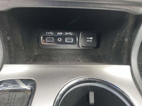 Certified 2018 Jeep Grand Cherokee Altitude AWD/4WD image 33