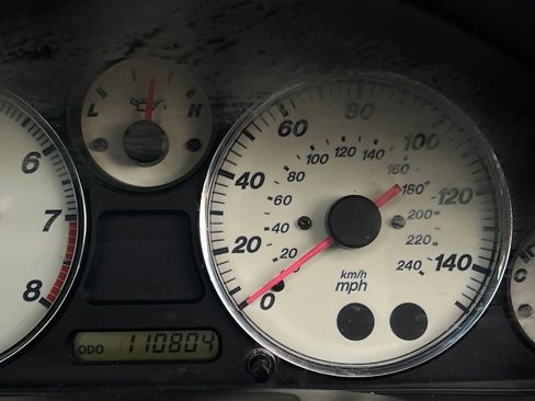 Used 2002 MAZDA MX-5 Miata LS image 15