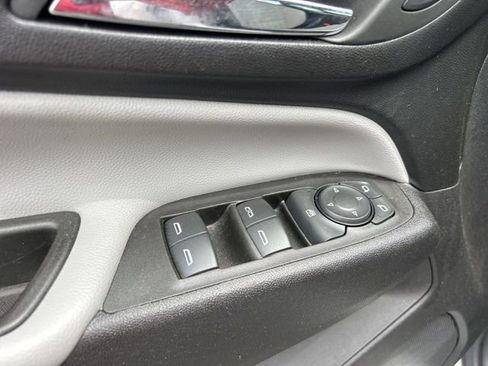Used 2024 Chevrolet Equinox LS w/ Driver Confidence II Package FWD image 13