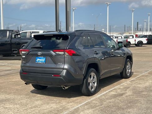 Used 2024 Toyota RAV4 XLE FWD image 10