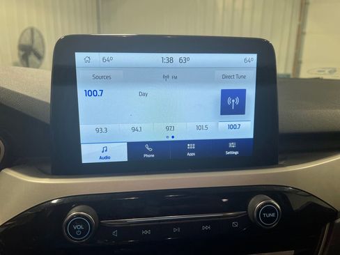 Used 2022 Ford Escape SEL image 19