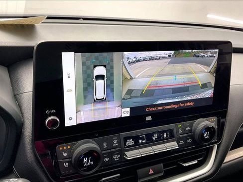 Used 2024 Toyota Grand Highlander Limited image 24