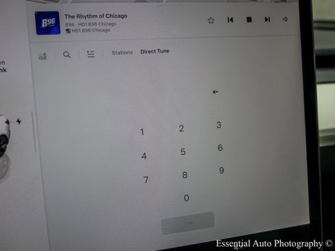 Used 2023 Tesla Model 3 Standard Range image 20