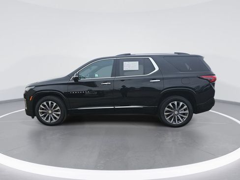 Used 2023 Chevrolet Traverse Premier AWD/4WD image 7