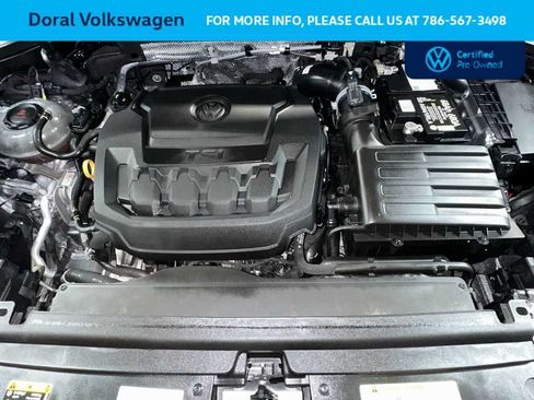 Used 2023 Volkswagen Tiguan SE w/ Panoramic Sunroof Package FWD image 12