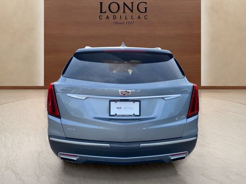 Certified 2025 Cadillac XT5 Premium Luxury w/ Technology Package AWD/4WD image 4