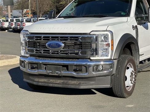 Used 2024 Ford F550 4x4 Regular Cab Super Duty image 6