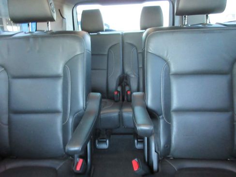 Certified 2017 GMC Acadia SLT image 22