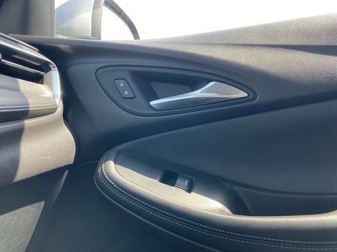 Used 2024 Buick Encore GX Sport Touring AWD/4WD image 29