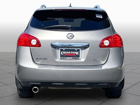 Used 2012 Nissan Rogue SV AWD/4WD image 4