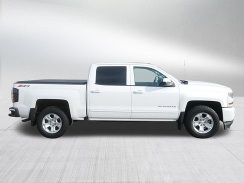 Used 2018 Chevrolet Silverado 1500 LT w/ All Star Edition image 8