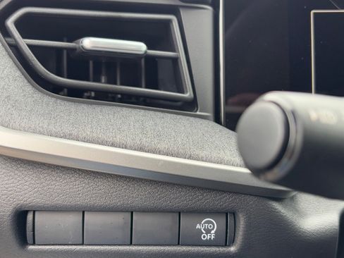 New 2026 Nissan Kicks SV image 28