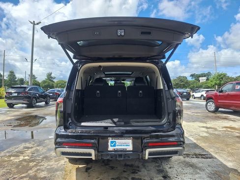 Used 2025 INFINITI QX80 Sensory AWD/4WD image 28