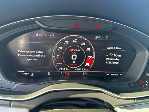 Used 2019 Audi SQ5 Premium Plus w/ Premium Plus Package AWD/4WD image 22