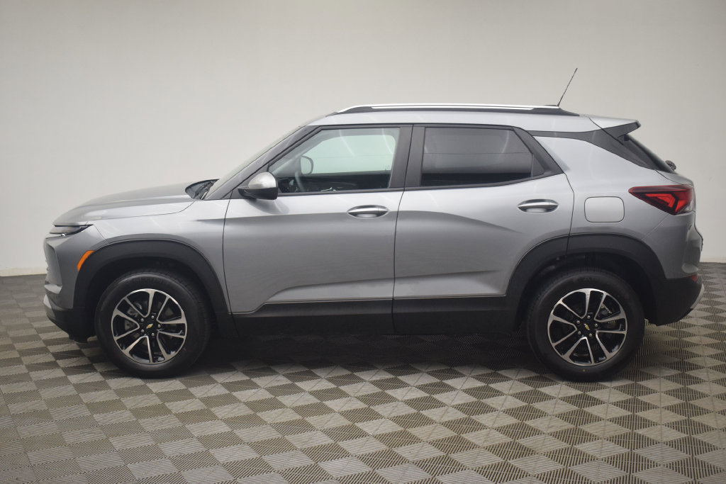 Used 2024 Chevrolet TrailBlazer LT AWD/4WD image 9