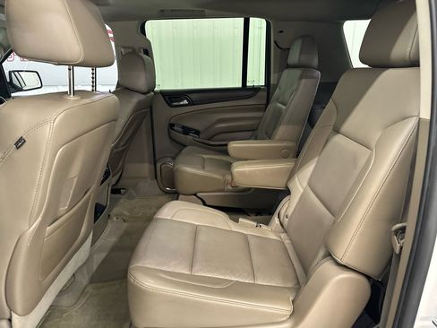 Used 2016 GMC Yukon XL SLT w/ Open Road Package image 36