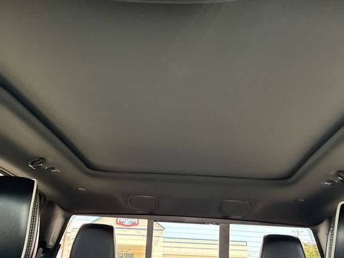 Used 2026 RAM 1500 Laramie w/ Night Edition AWD/4WD image 15