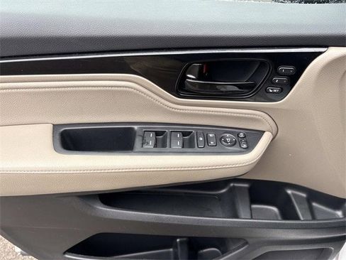 Used 2023 Honda Odyssey Elite image 23