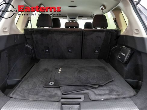 Used 2023 Nissan Rogue SV AWD/4WD image 9