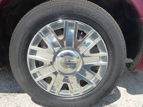Used 2008 Mercury Grand Marquis GS RWD image 25