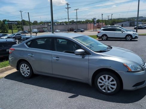Used 2013 Nissan Sentra SV FWD image 4