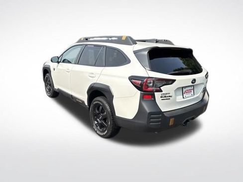 Used 2025 Subaru Outback Wilderness AWD/4WD image 5