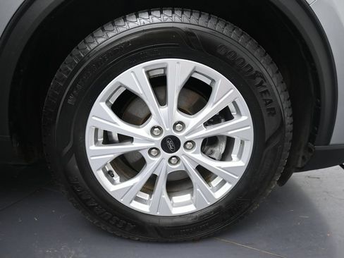 Used 2024 Ford Escape Active w/ Cold Weather Package FWD image 32