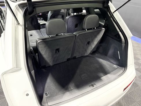 Used 2017 Audi Q7 3.0T Premium image 23