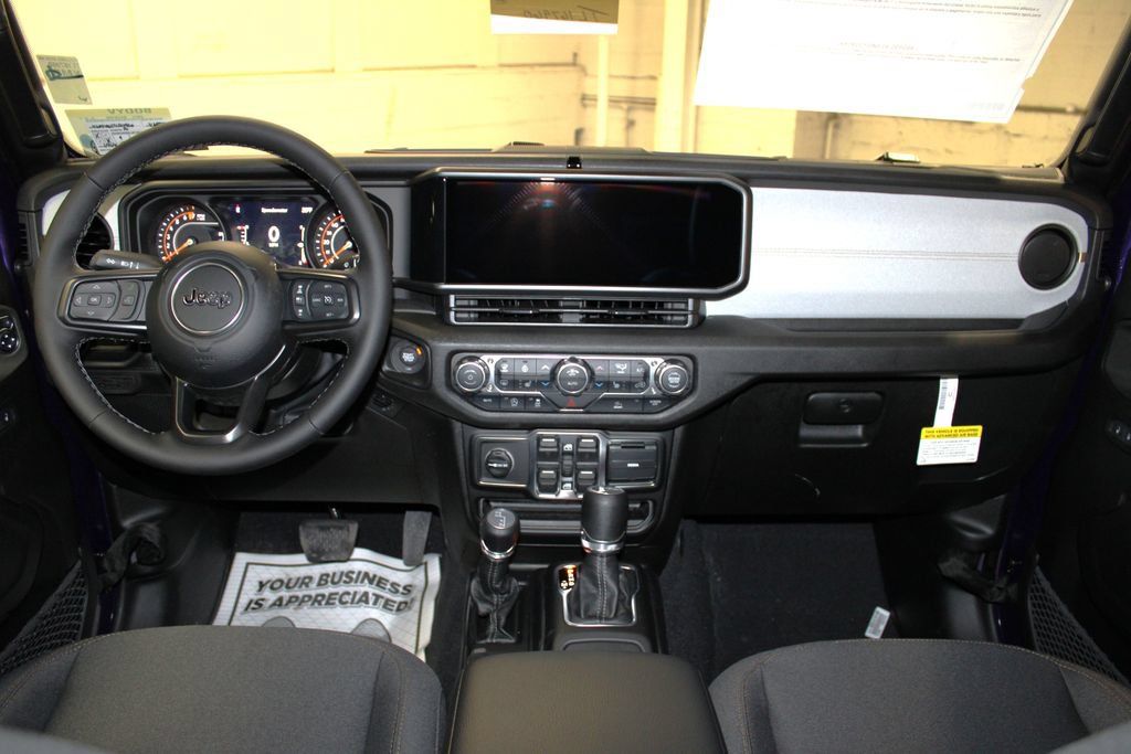 New 2026 Jeep Gladiator Sport AWD/4WD image 9