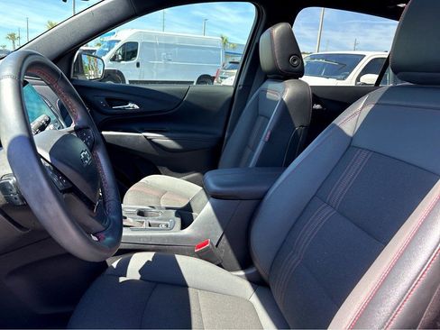 Certified 2024 Chevrolet Equinox RS FWD image 16