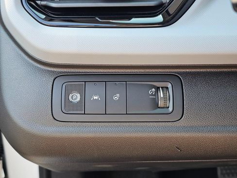 New 2027 Chevrolet Bolt RS FWD image 23