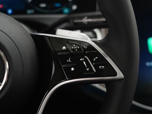New 2026 Mercedes-Benz E 350 4MATIC Sedan image 21