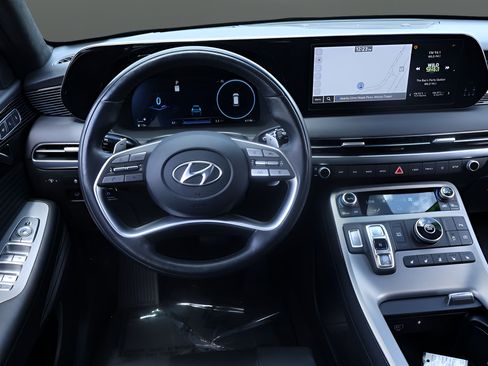 Used 2024 Hyundai Palisade Calligraphy FWD image 13