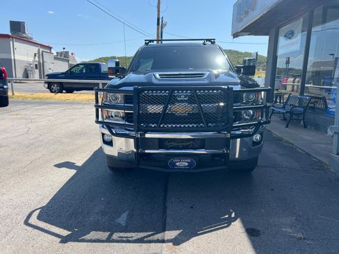 Used 2017 Chevrolet Silverado 2500 LTZ w/ Duramax Plus Package AWD/4WD image 3