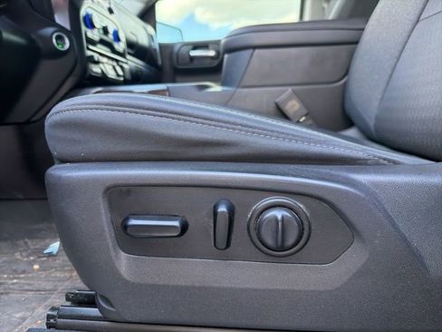 Used 2019 Chevrolet Silverado 1500 LT Trail Boss image 18