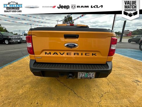 Used 2023 Ford Maverick Lariat FWD image 4