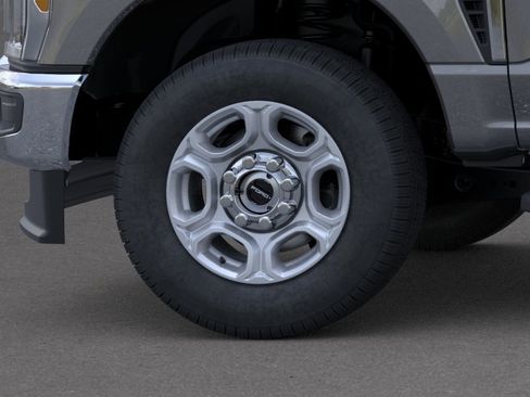New 2026 Ford F350 XLT AWD/4WD image 19