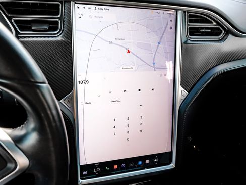 Used 2016 Tesla Model X 75D AWD/4WD image 26